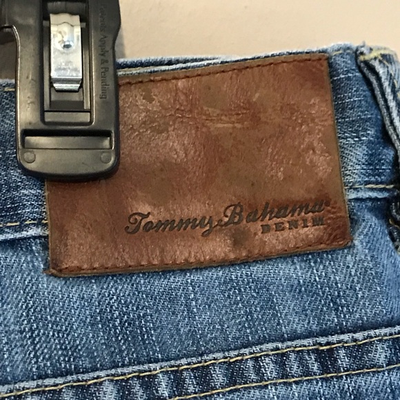 TOMMY BAHAMA Standard Jeans 38x34 - Picture 4 of 7